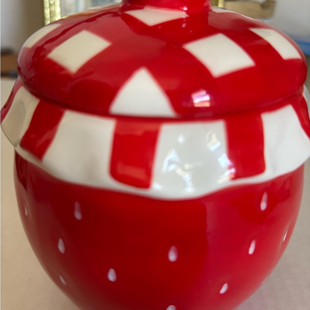 New Strawberry Ceramic Jam Jar with Lid - Red - Picture 4 of 6